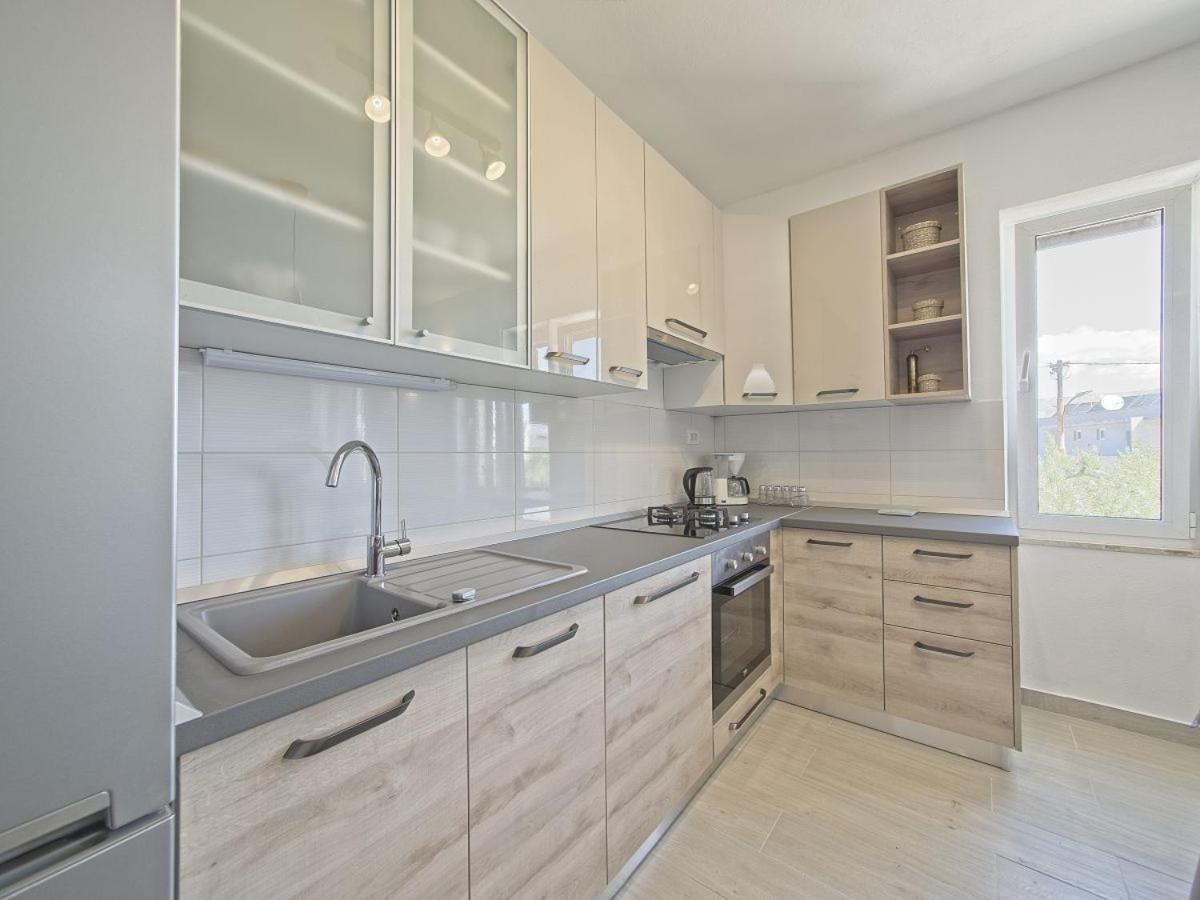 Apartman Nikica Postira Esterno foto